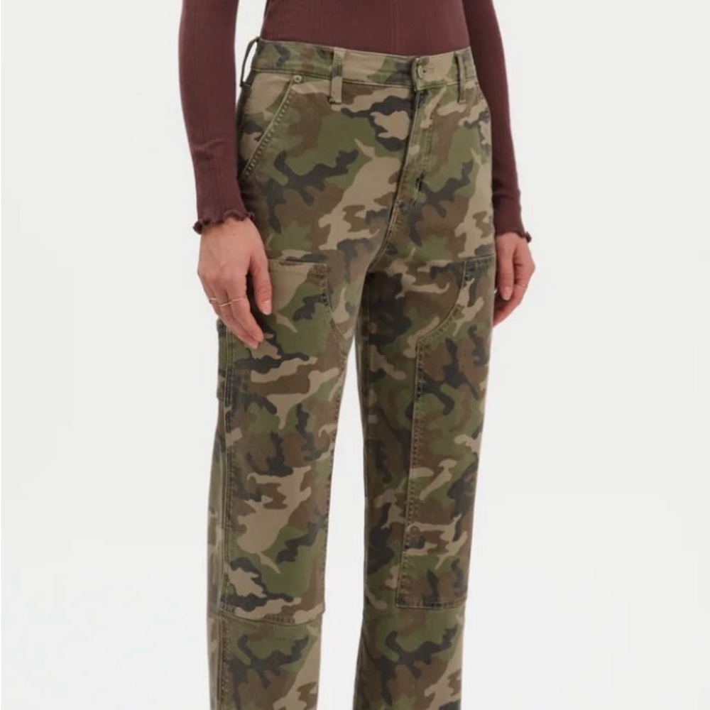 NWT DAZE DENIM Camo Utility Cargo Pants - Olive Green